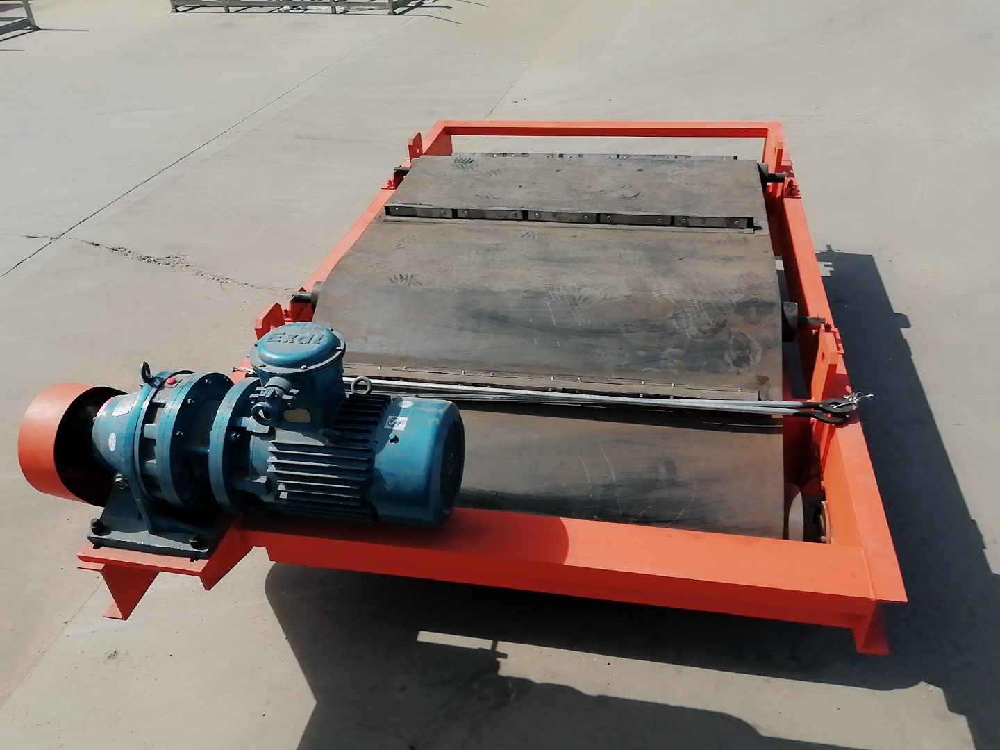 电磁隔爆除铁器