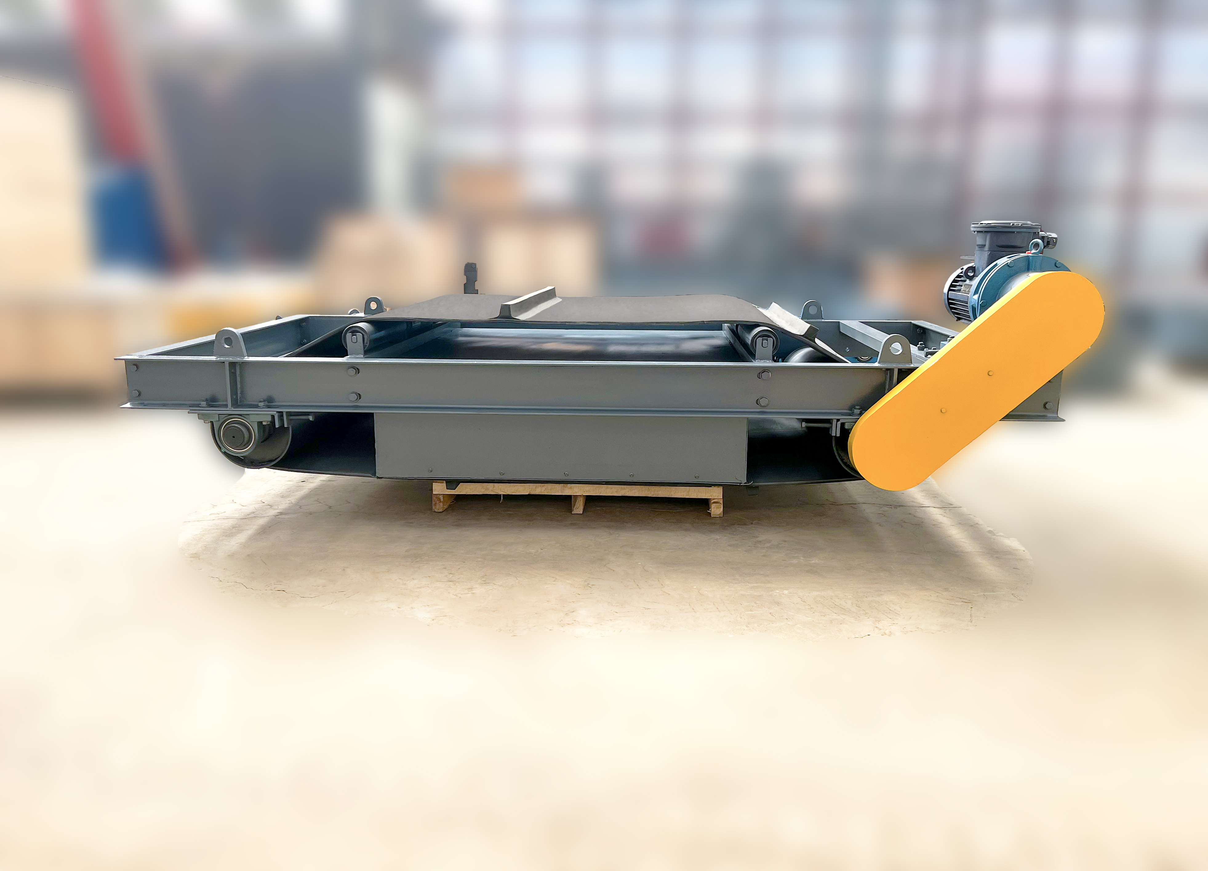 永磁自卸式除铁器