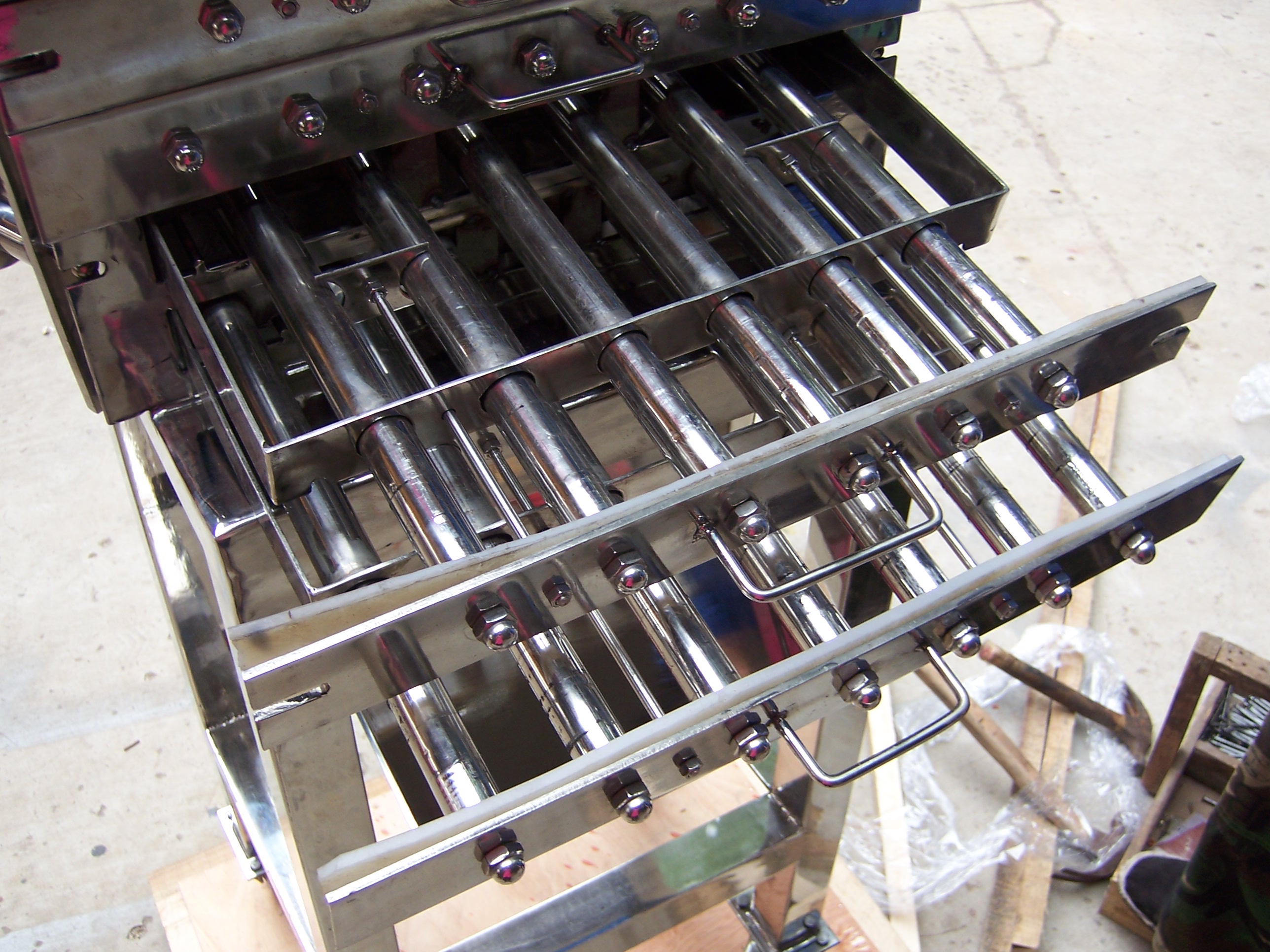 抽屉式管道除铁器